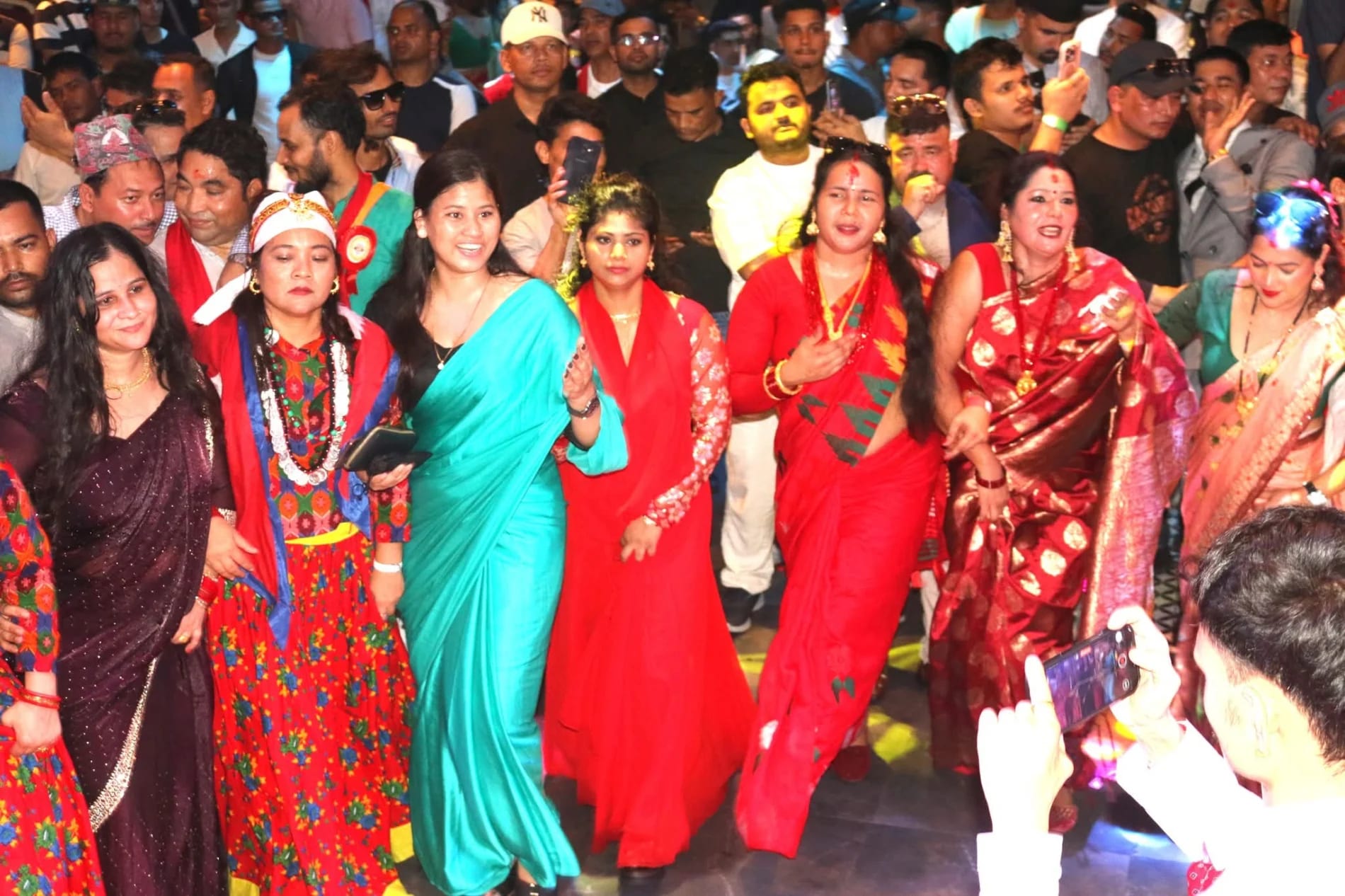 सुदुरपश्चिमेली नेपाली समाज युएईले बृहत सांस्कृतिक कार्यक्रमसहित गौरा पर्व सम्पन्न FB IMG 1756800901051